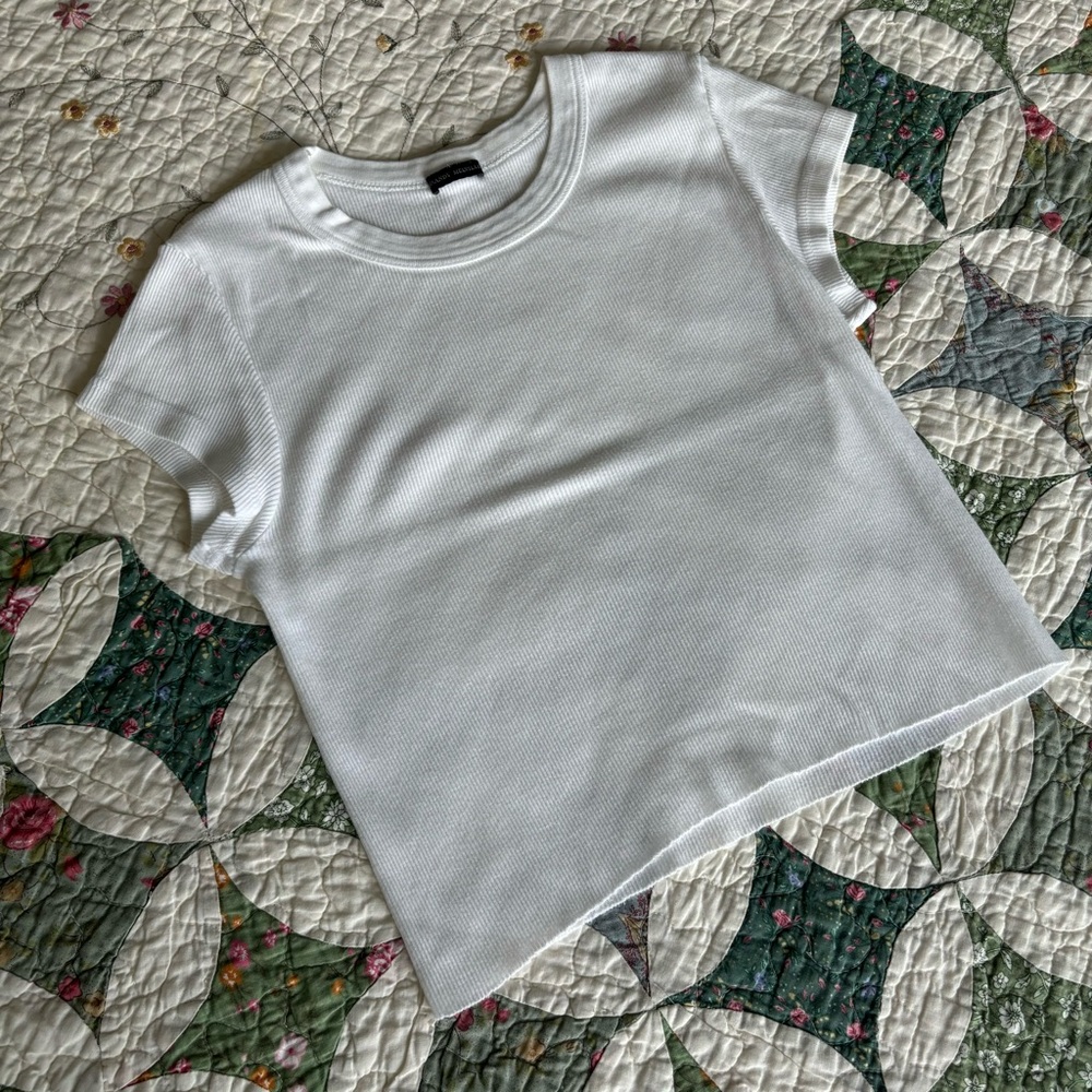 Brandy Melville (Unknown Name) Top